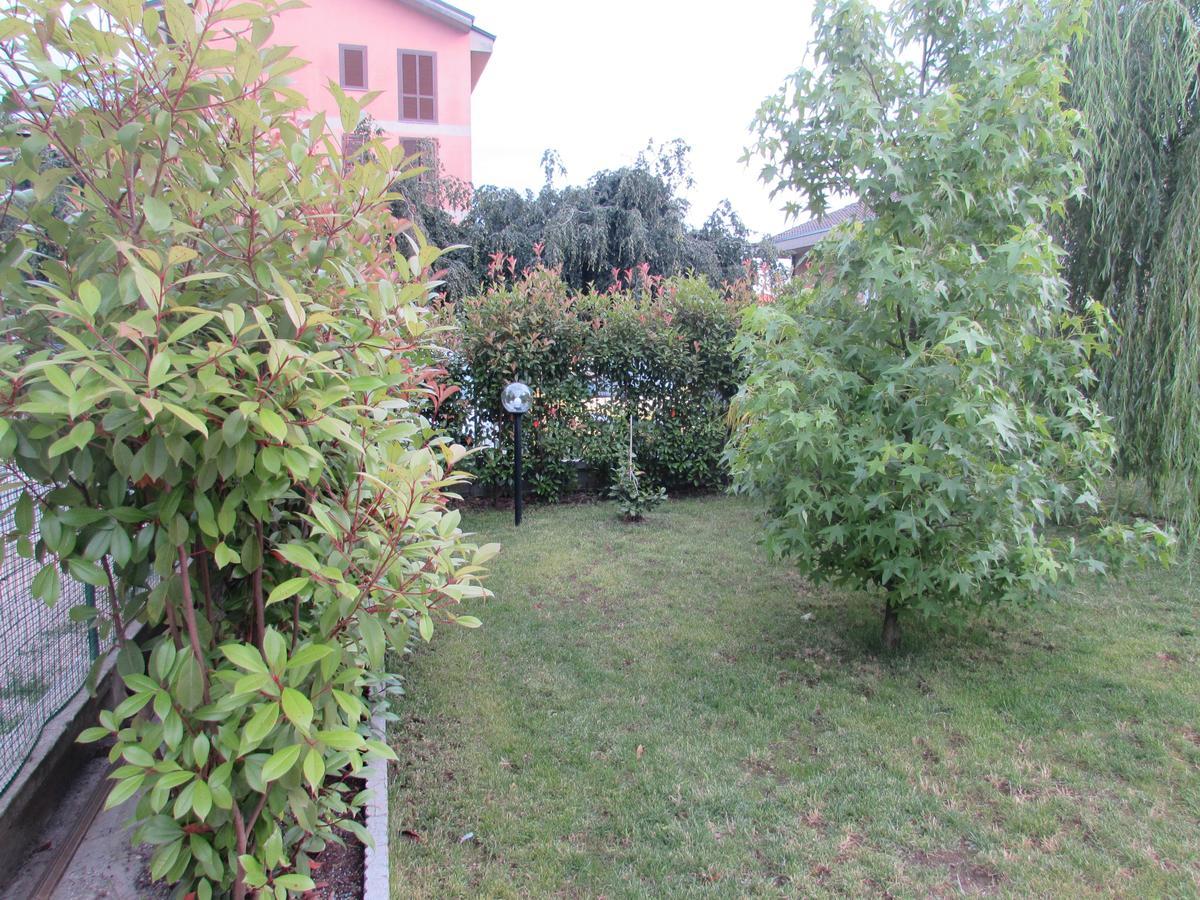 B&B Regina Busto Arsizio Exterior foto